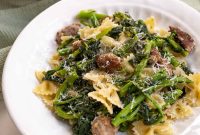 Garlicky Sausage and Broccoli Rabe Pasta