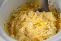 Slow Cooker Cheesy Mashed Potatoes Recipe