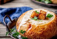 Creamy Homemade Clam Chowder Recipe
