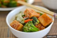 Sweet and Spicy Tofu Stir-Fry with Crisp Vegetables