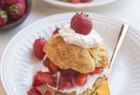 Light Strawberry Shortcake with Greek Yogurt
