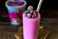 Creamy Mixed Berry Smoothie with Cottage Cheese