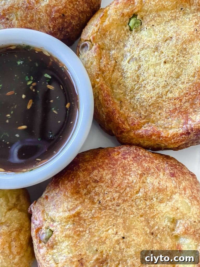 Aloo Tikki: 3 Ways to Make Crispy Potato Patties 3 aloo tikki with chutney