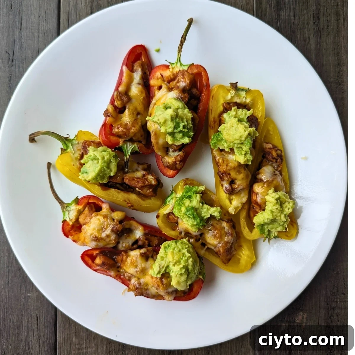 BBQ Chicken and Guacamole Bell Pepper Bites 3 img 22971 2