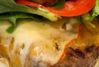 Perfect 10 Burger Recipe: How to Make a Juicy Gourmet Burger