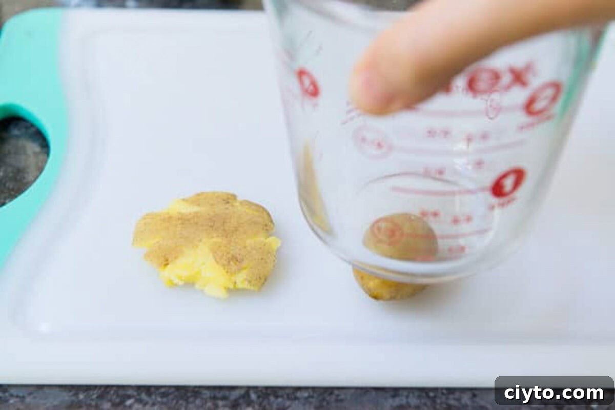 How to Make Smashed Potatoes - By Squishing with Glass Cup