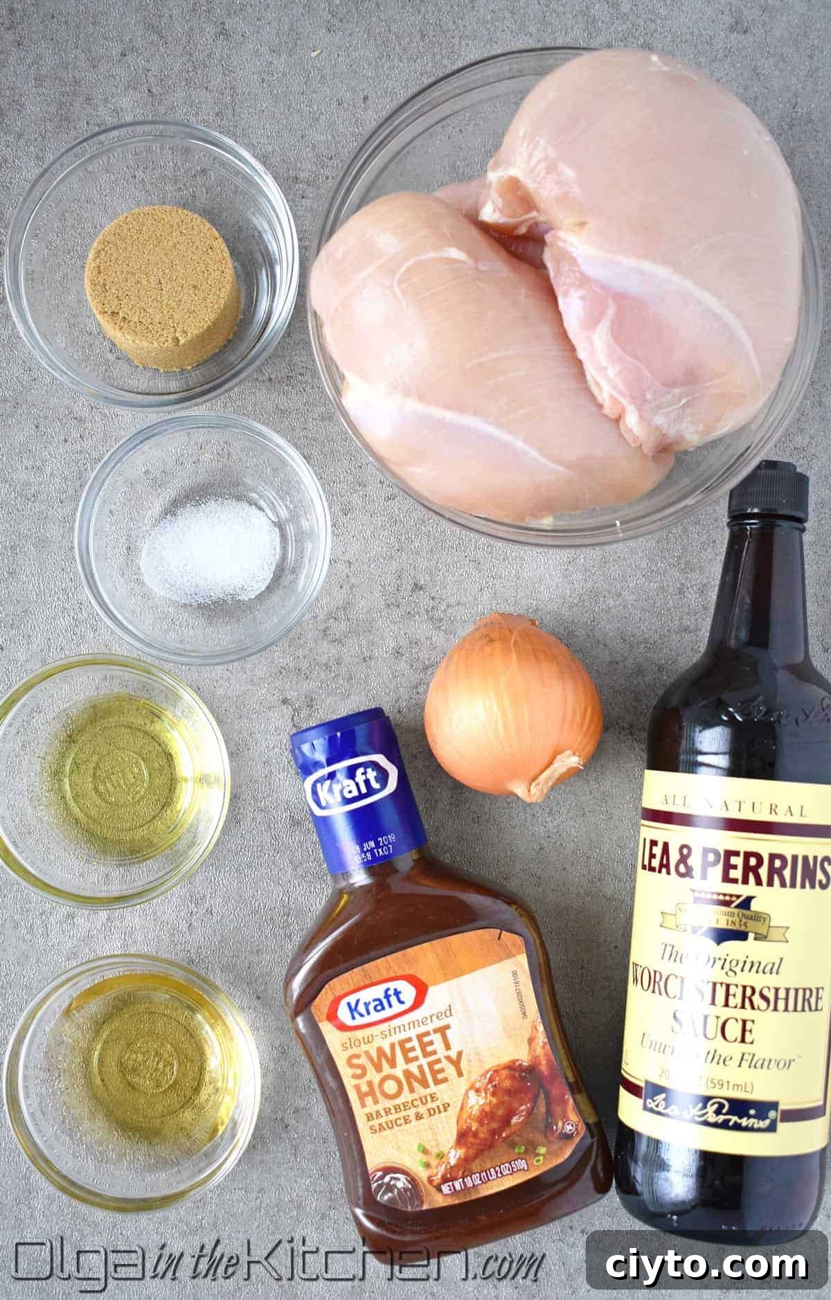 Slow Cooker BBQ Pulled Chicken Sandwiches 4 slow cooker pulled chicken ingredients