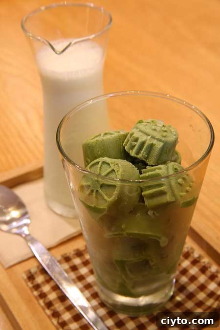 How to Dress Up Your Iced Tea with Flavorful Twists 4 Green Tea Matcha Ice Cubes | Foodal.com
