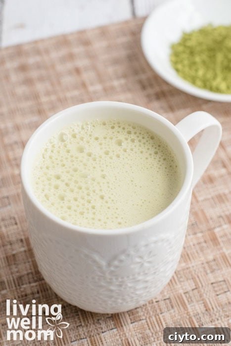 Low-Calorie Matcha Green Tea Latte Recipe for Natural Energy 4 homemade Starbucks copycat drink