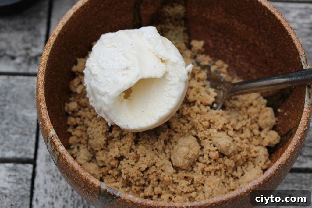 Easy crumble recipe with just four ingredients taking 10 minutes #freefromfairy