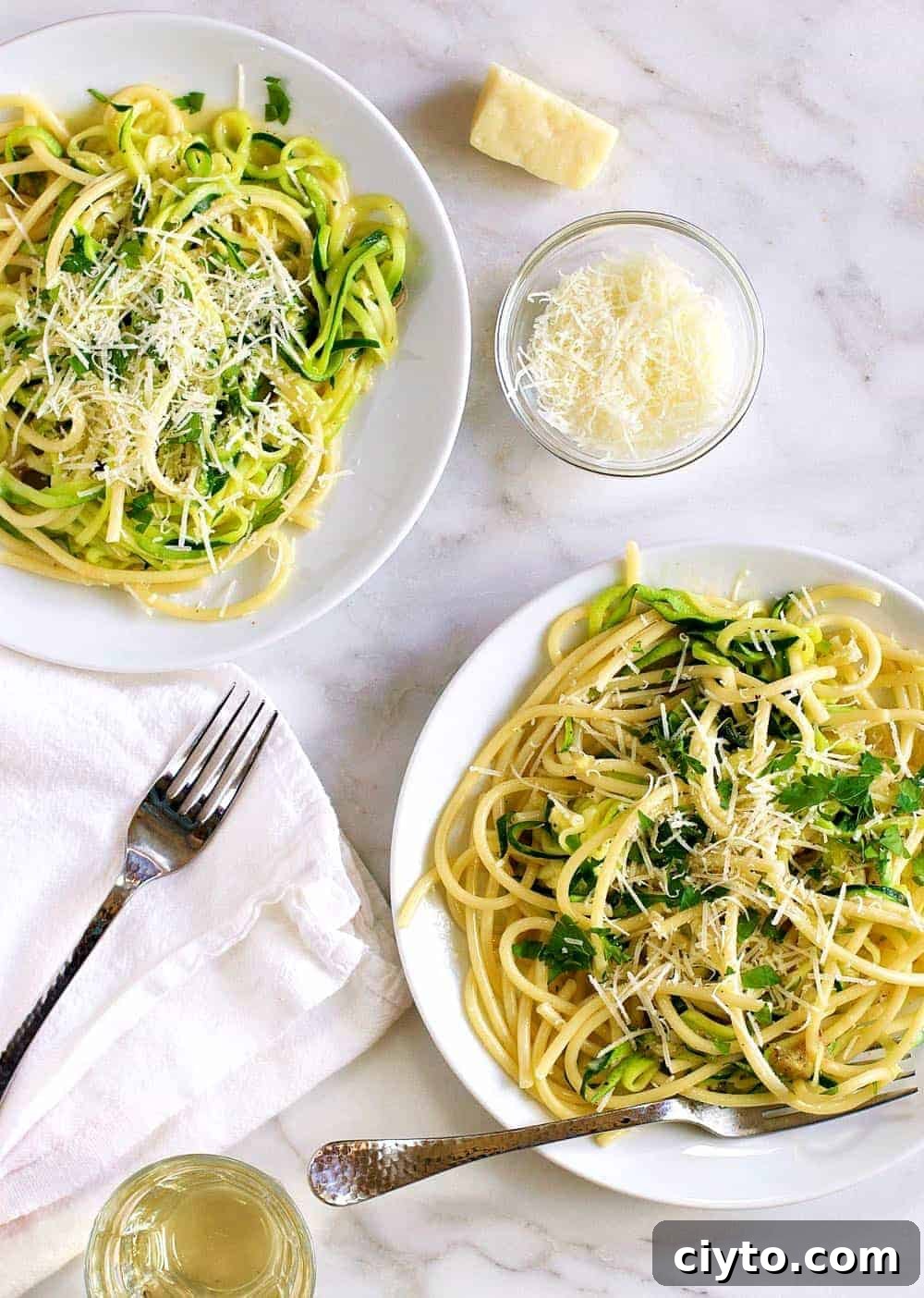 Zucchini and bucatini