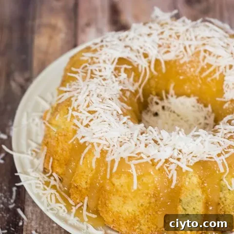 Bahamian rum cake feature image