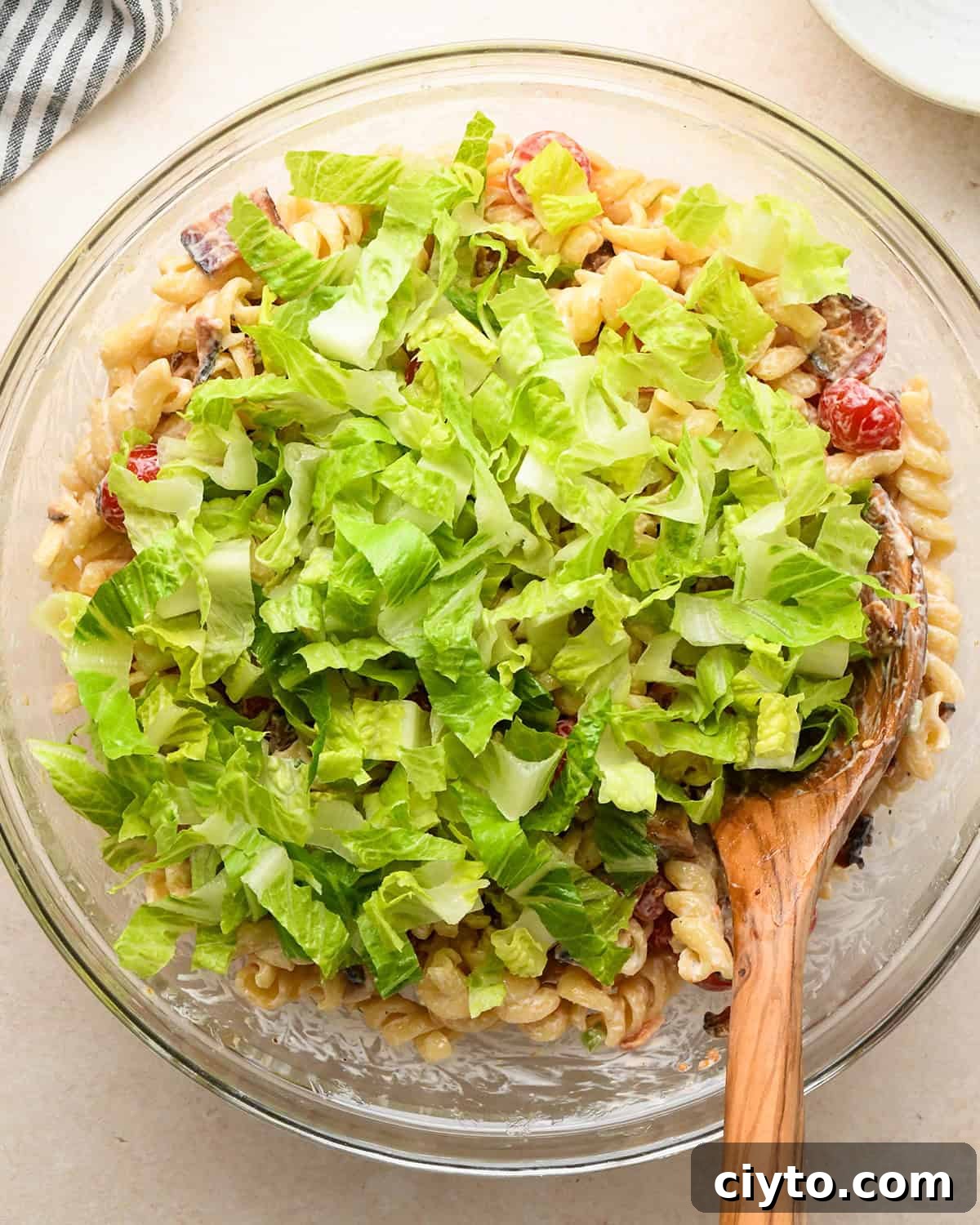 BLT Pasta Salad Recipe with Bacon, Tomato and Lettuce 15 lettuce added before stirring